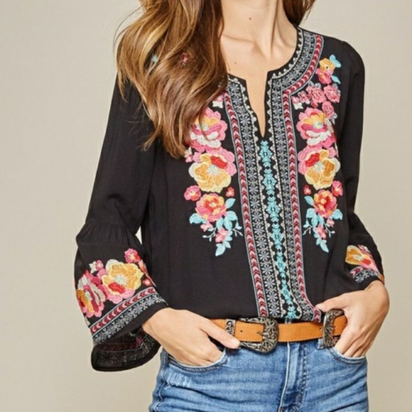 NWT Trumpet Sleeve Embroidered VNeck Black Tunic - Picture 5 of 6